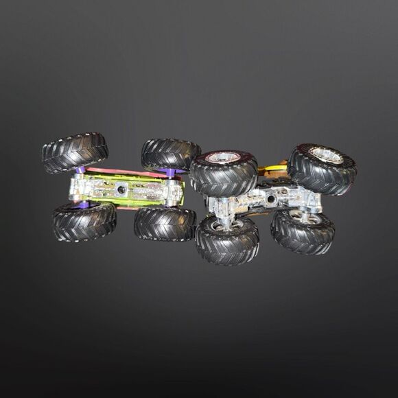 Hot Wheels Monster Jam Spongebob Squarepants & Patrick Monster Trucks 1:64 A32 - Picture 6 of 7